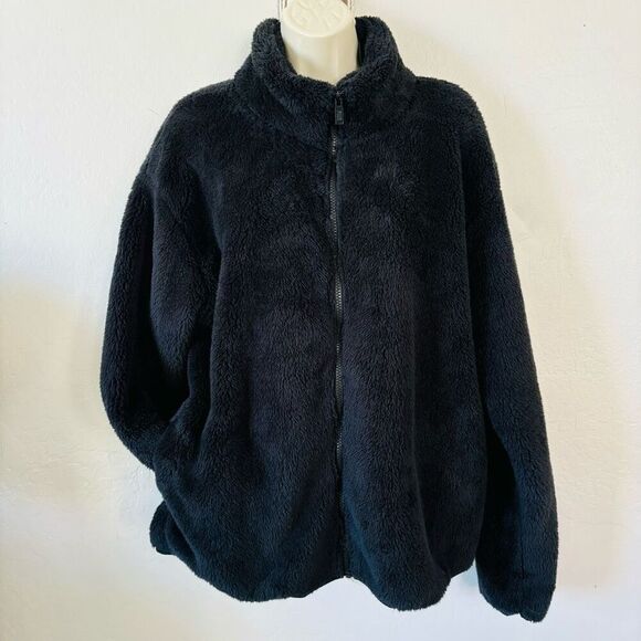 Victoria's Secret Tops - Victoria’s Secret PINK Black Sherpa NWT full zip soft teddy jacket mock neck poc